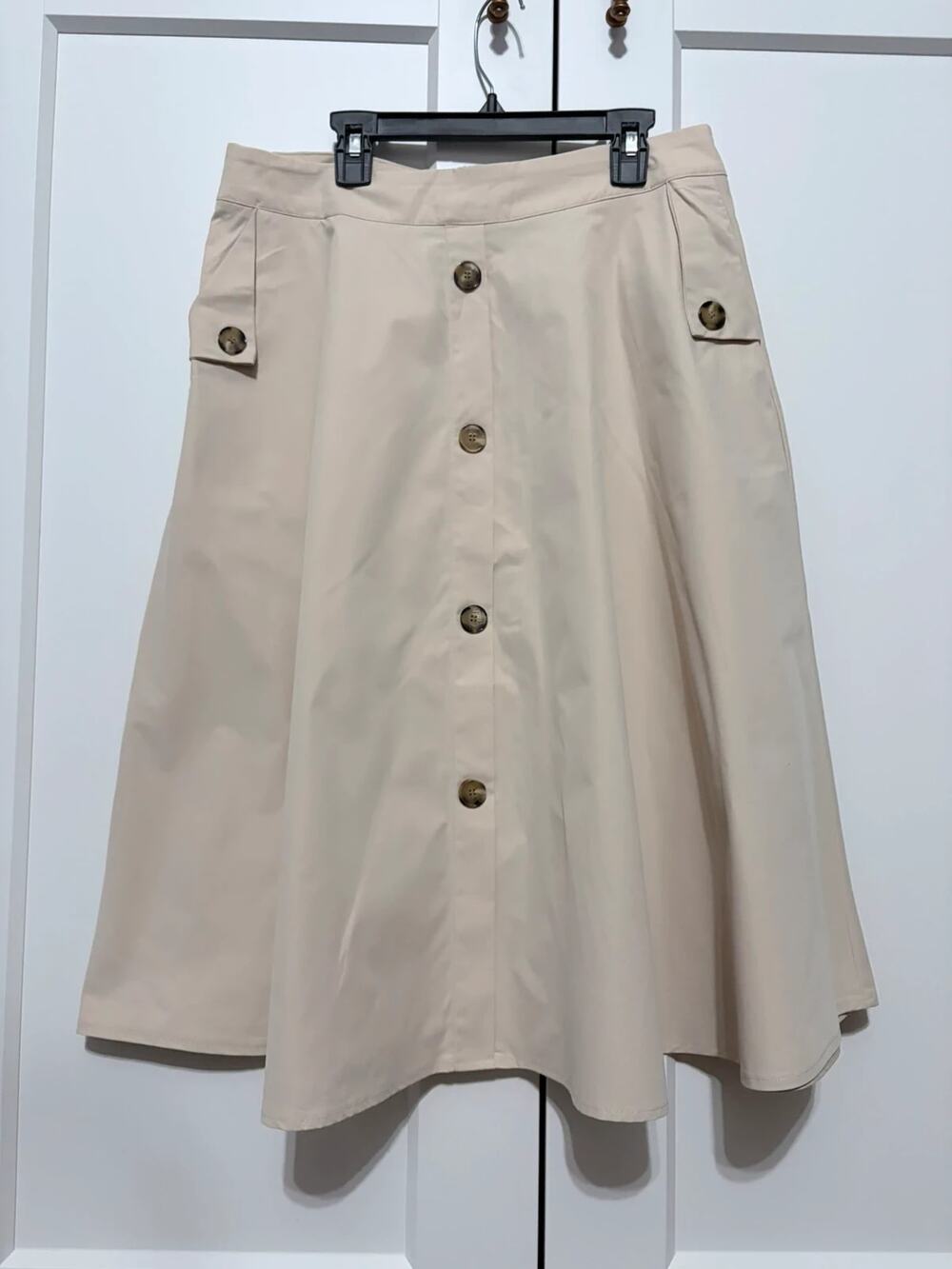 Cottagecore Minimalist Cream Button-Front Midi Skirt Size L